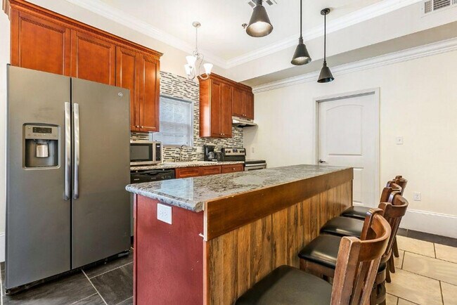 Photo - 1818 Carondelet St Unit SI ID1269248P