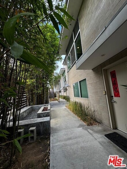 Photo - 717 Highland Ave