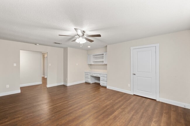 Photo - 6728 Fair Meadows Dr