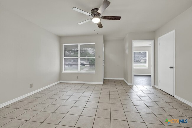 Photo - 334 Craddock Ave Unit 336
