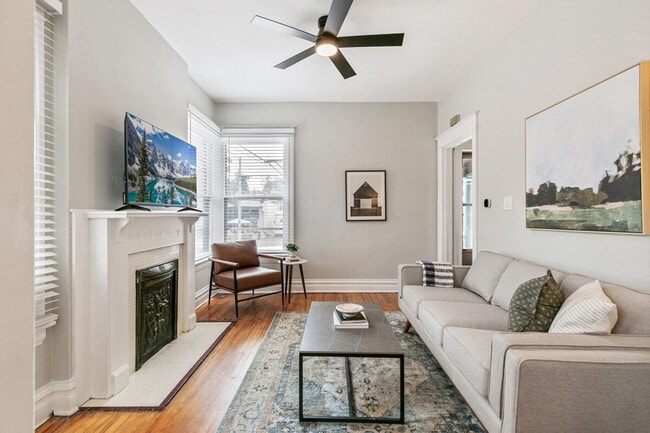 Building Photo - 2619 E 12th Ave Unit ID1244742P