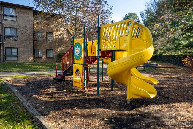 Playground - The Apartments at The Sycamores