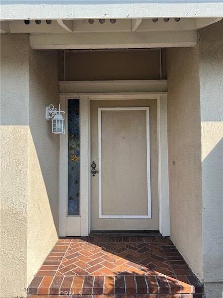 Building Photo - 26 Alderbrook