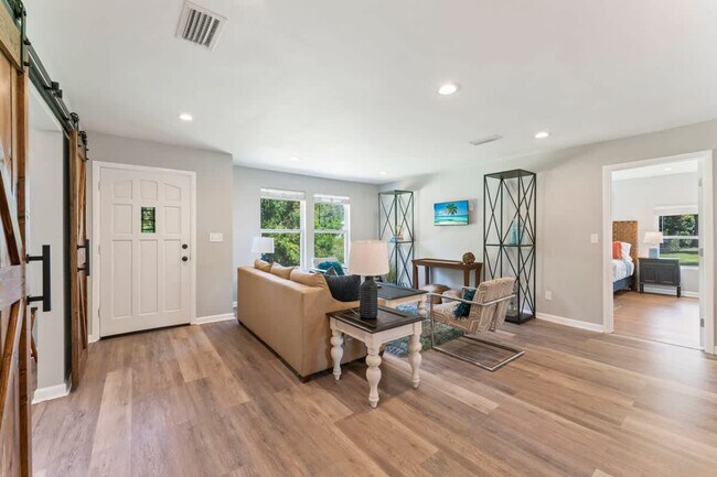 Photo - 6057 Fleetwood Rd Unit SI ID1578477P