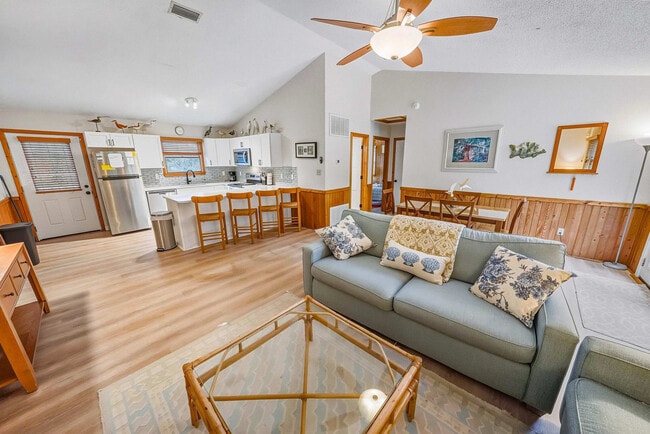 Photo - 4240 Johnston Ln Unit SI ID1438534P