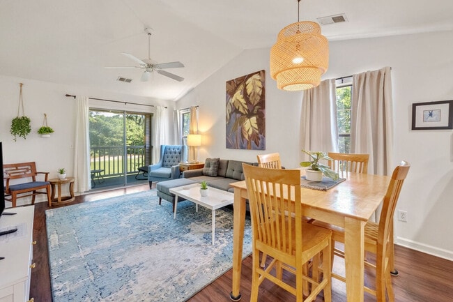 Photo - 598 Blue Stem Dr Unit ID1253408P