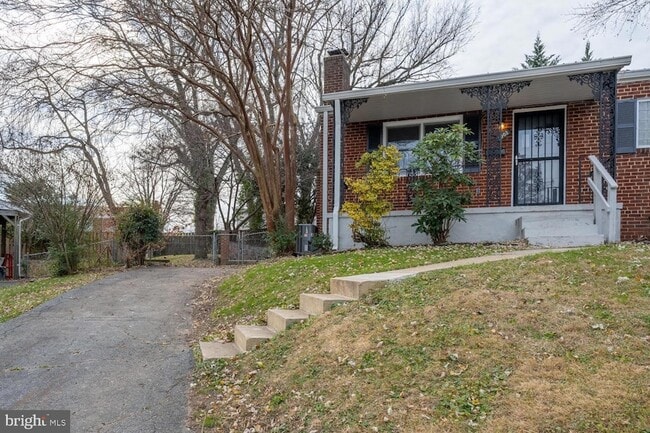 Photo - 3903 Fairview Dr