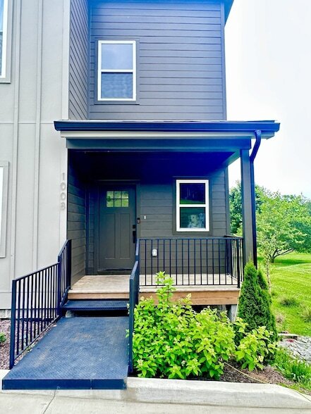 Photo - 1008 Fontaine Dr