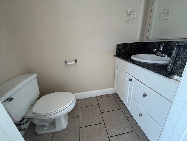 Photo - 2013 Grand Oak Dr