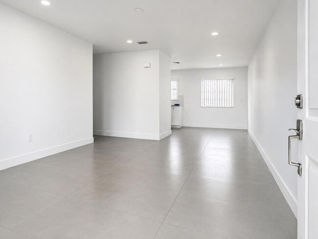 Photo - 2152 SW 72nd Ave