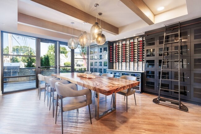 Photo - Hedges at Hawthorne