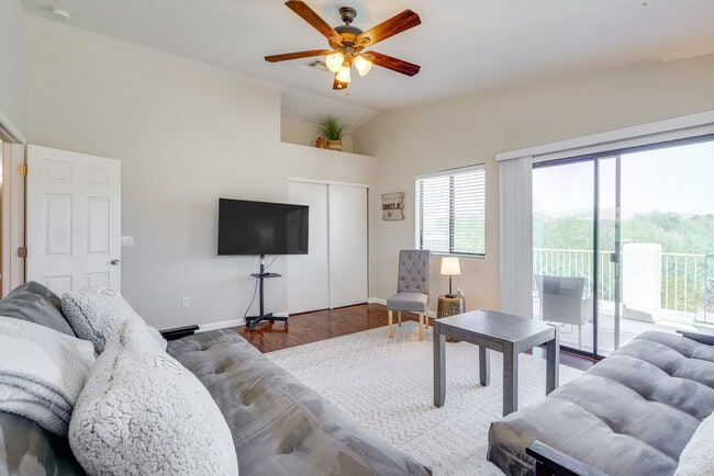 Photo - 1209 W Crystal Palace Pl Unit SI ID1545713P