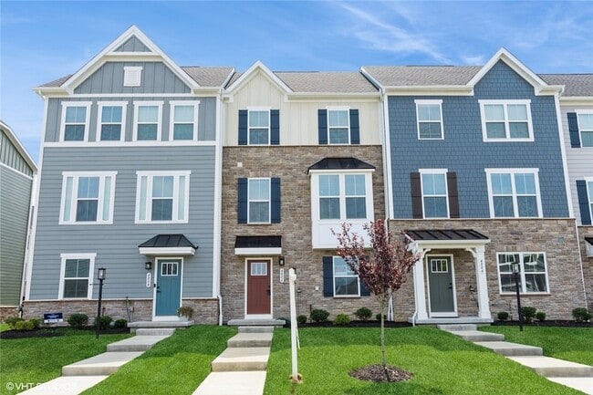 Building Photo - 4806 Spruce Rd