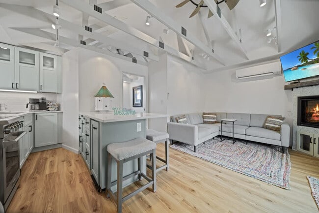 Photo - 715 E Annie Ave Unit SI ID1542942P