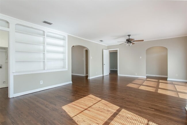 Photo - 5829 E Mockingbird Ln