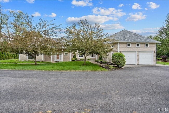 Building Photo - 1131 Marlyn Park Dr