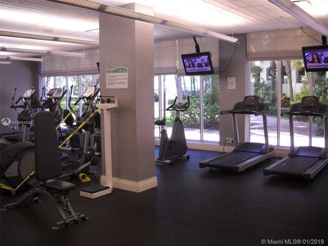 Photo - 3801 S Ocean Dr Unit 10V