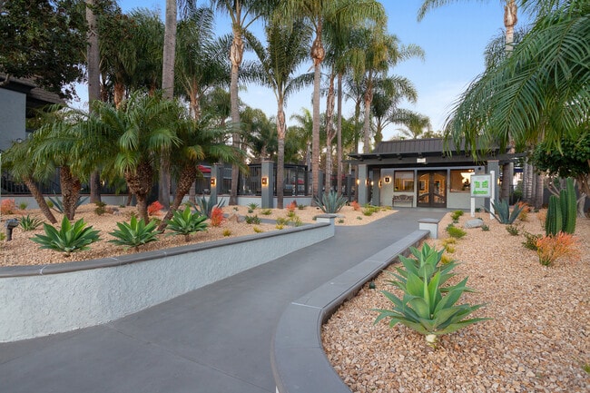 Photo - Park Plaza Apartments