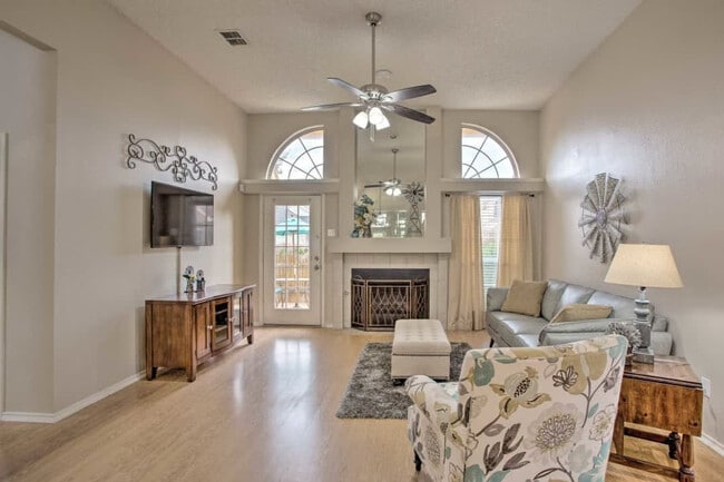 Photo - 6325 Wildhaven Dr Unit ID1019573P