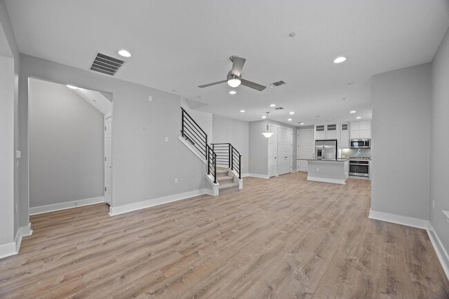 Photo - 2222 Simond Ave Unit E