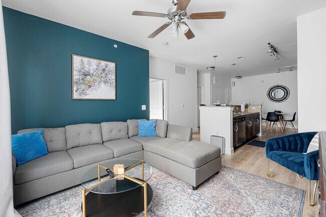 Photo - 13005 Meandering Way Unit ID1056336P