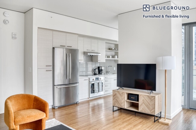 Photo - 1430 2nd Ave Unit FL11-ID406