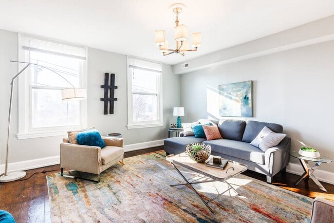 Building Photo - 1614 Mansfield St Unit ID1056030P