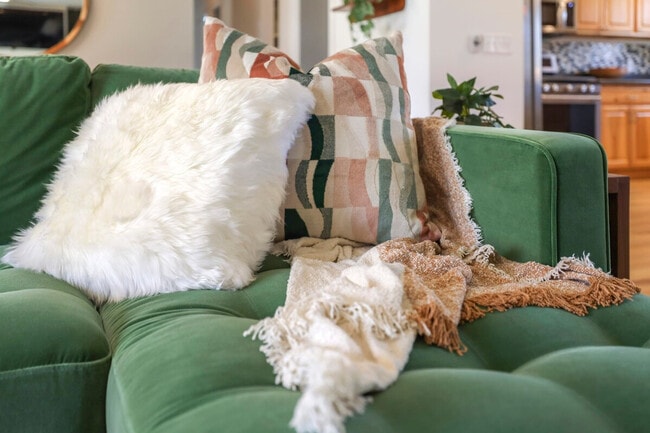 Photo - 705 NW J St Unit ID1221874P