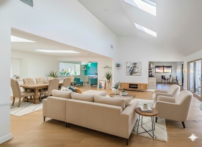 Photo - 6518 Kury Ln