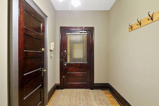 Photo - 11 S 12th St