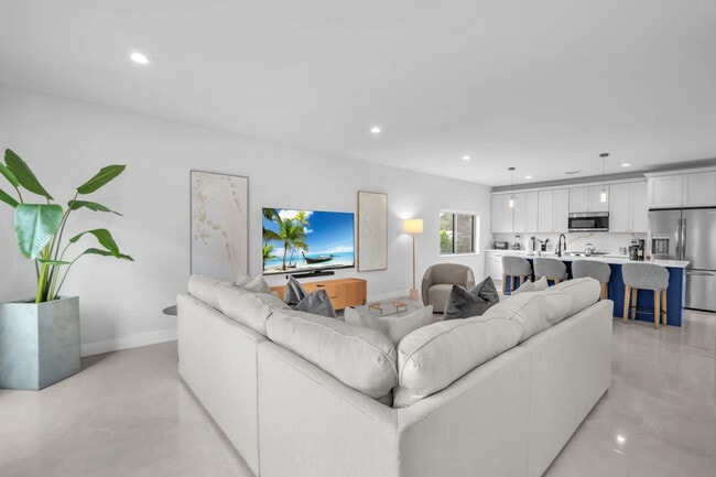 Building Photo - 2951 NW 13th St Unit ID1297053P