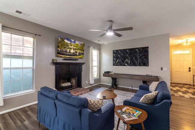 Photo - 9 Walthour Cove Unit ID1369221P