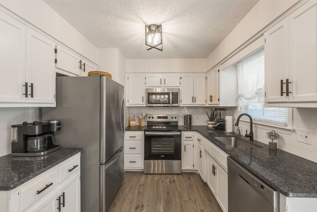 Photo - 7105 Chas Dr Unit ID1332858P