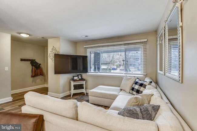 Photo - 1059 Cedar Ridge Ct