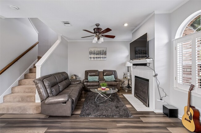 Photo - 6011 Barrington Ct