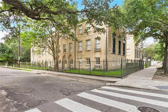 Photo - 3300 St Charles Ave Unit 2