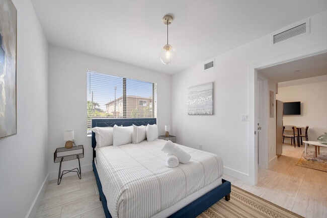 Photo - 1302 SW 22nd Ave Unit ID1388878P