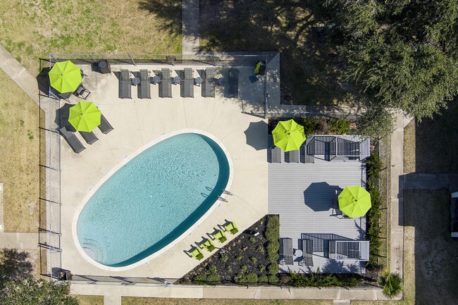 Building Photo - The Grove at Southwood