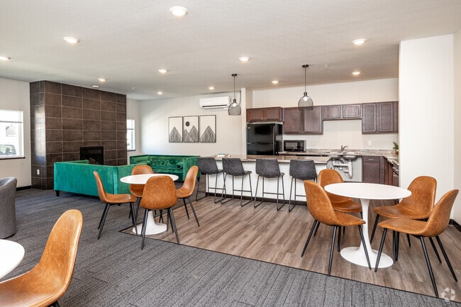 Phase II Community Room - The River Apartments & Townhomes