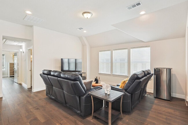 Photo - 2346 Perdue Ave Unit ID1023615P