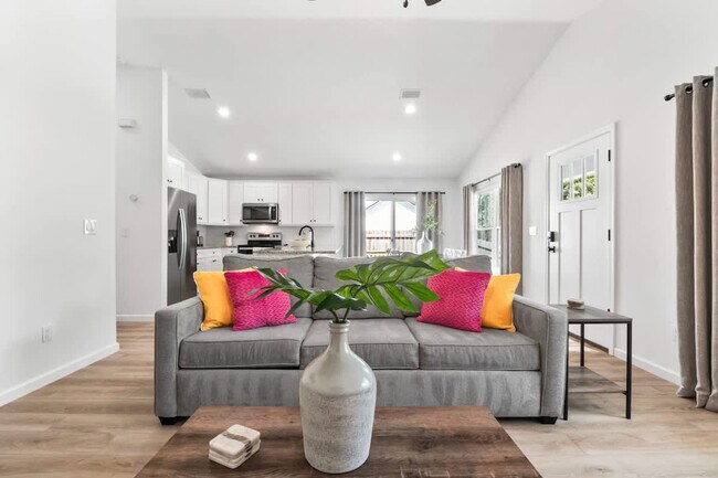 Photo - 4577 Sixth Avenue-SI ID1578596P Unit SI ID1578596P