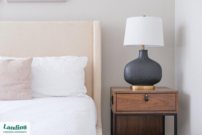 Photo - 600 19th St N Unit 605