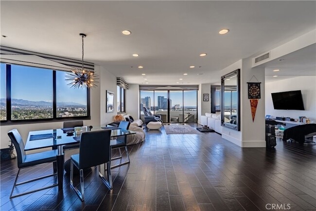 Photo - 10560 Wilshire Blvd Unit 1706