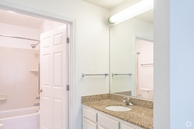 Photo - Skye Ridge Apartments