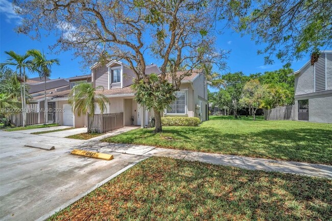 Photo - 15743 Woodgate Pl