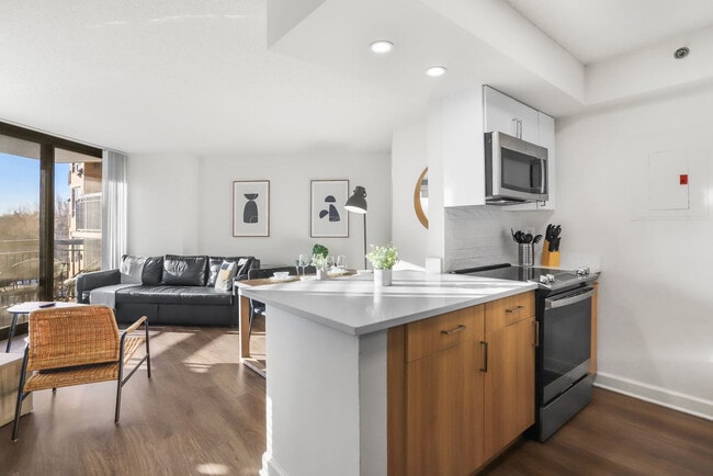 Photo - 801 15th St S Unit FL4-ID1022429P