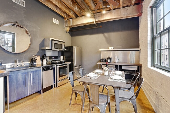 Photo - 1039 Constance St Unit ID1265386P