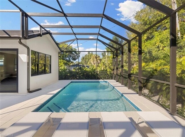 Photo - 2721 Van Buren Ave