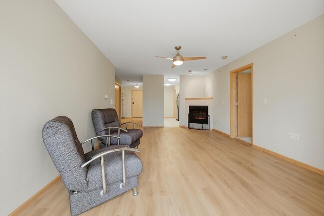 Photo - 8206 Starr Grass Dr Unit 204