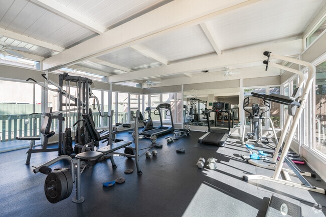 Fitness Center - Newell Vista